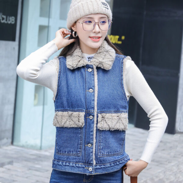 Women's Casual Plaid Plush Denim Cotton Vest - Image 4