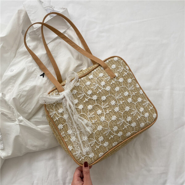 Lace Woven Large Capacity Single Shoulder Bag - Image 2