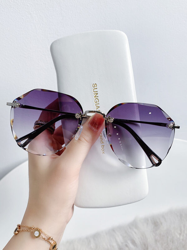 Seaside Anti-ultraviolet Sunglasses Driving Special Eyes Big Face Is Thin - Image 4