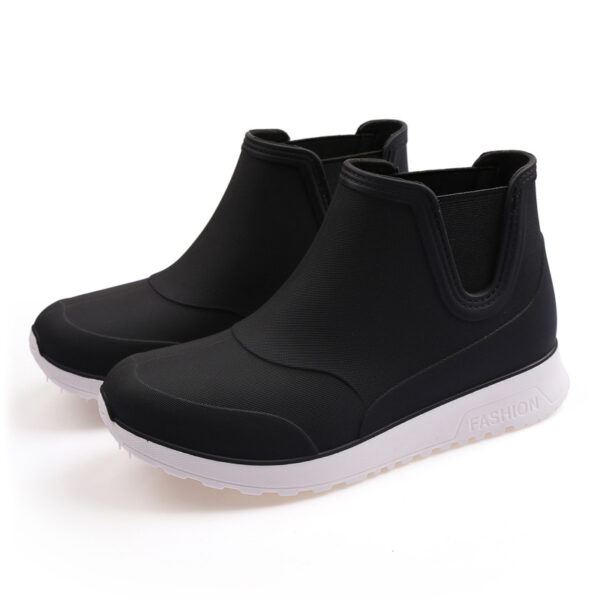 Men's Fashionable Waterproof Non-slip Outdoor Soft Rubber Sole Rain Boots - Image 3