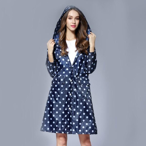 Breathable travel raincoat - Image 2