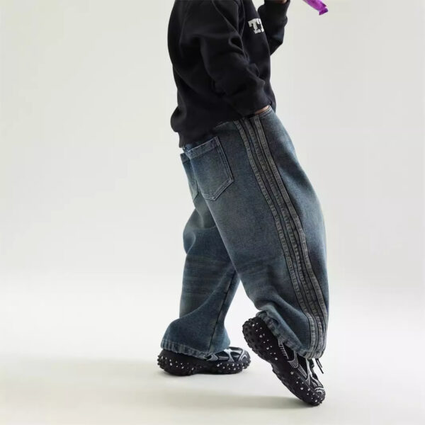 Winter Boys' New Fleece-lined Warm And Loose Jeans - Image 3