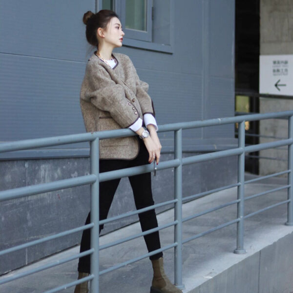 Double-sided Wool Overcoat Women's Short Simple Chanel Style Woolen - Image 3