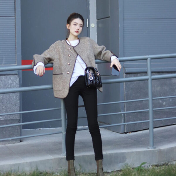 Double-sided Wool Overcoat Women's Short Simple Chanel Style Woolen - Image 5