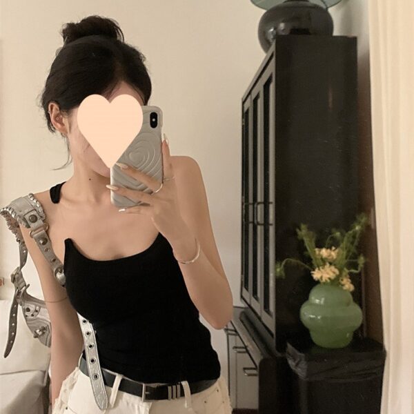 Hot Girl Style Invisible Shoulder Camisole
