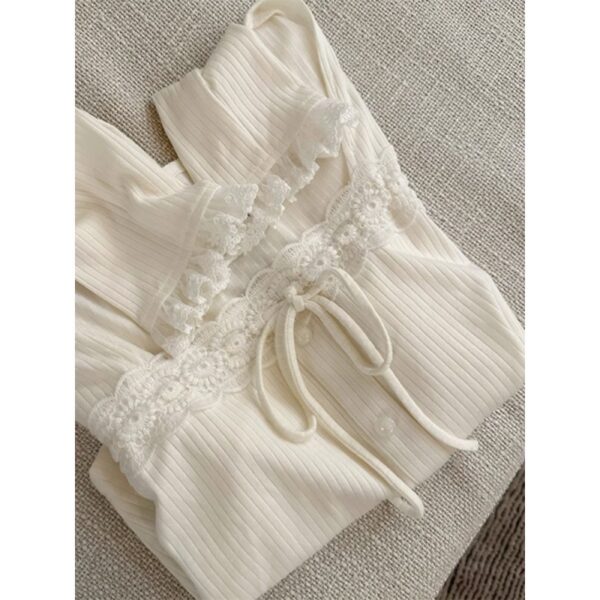 Women's Lace Slim-fit Base Ride Top - Image 10