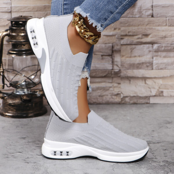 Plus Size Flying Woven Breathable Sports Shoes Women - Image 3
