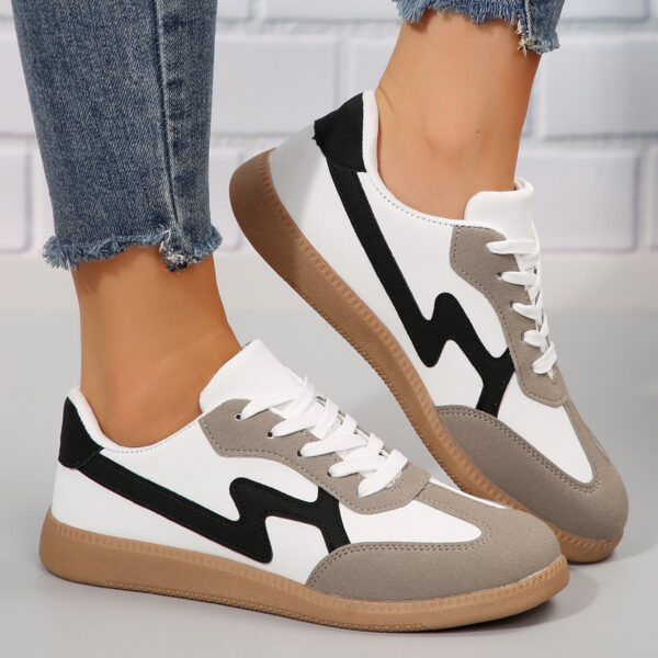 Fashionable Flat Casual Lace-up Student Sports Women's Board Shoes - Image 4