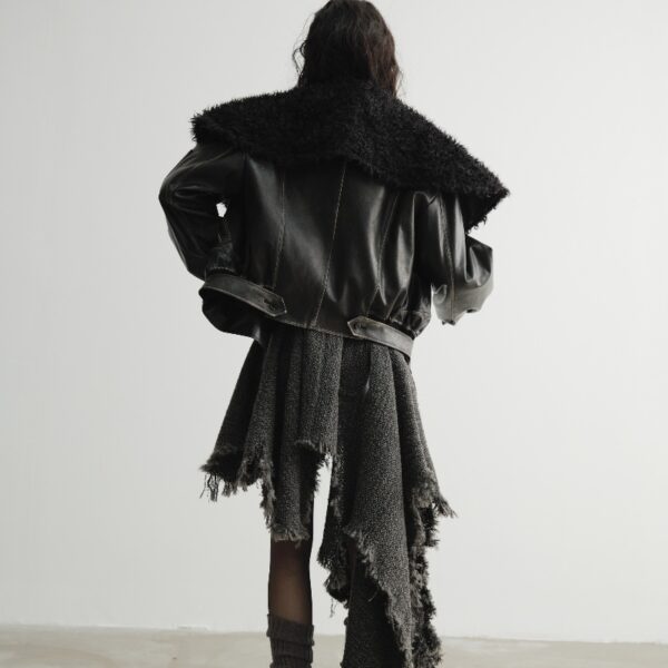 Cool Handsome Relaxed Sense Gender-free Package Big Fur Collar Colored Leather Jacket Jacket - Image 2
