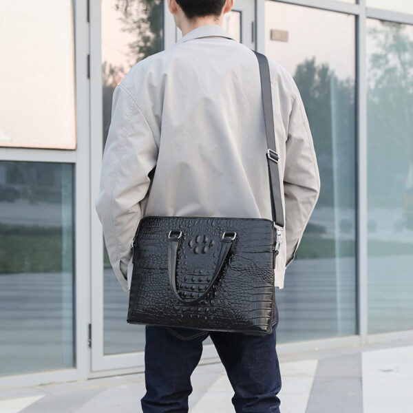 Men's New Crocodile Pattern Business Computer Bag Shoulder Briefcase - Image 4